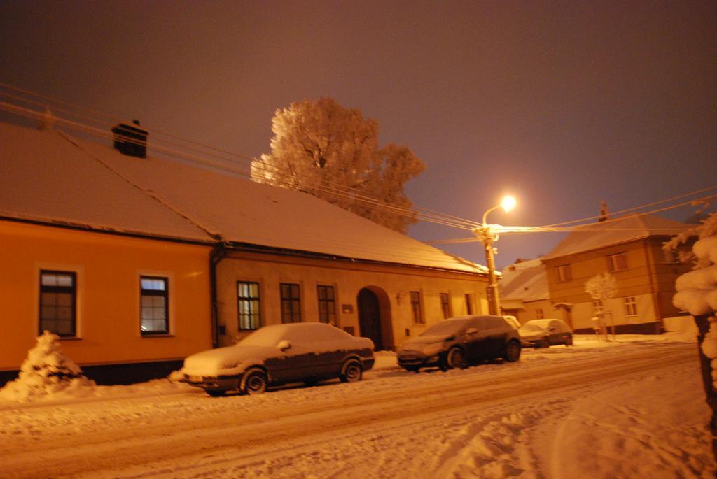 Rodinne Ubytovani Na Habesi Crhov ภายนอก รูปภาพ