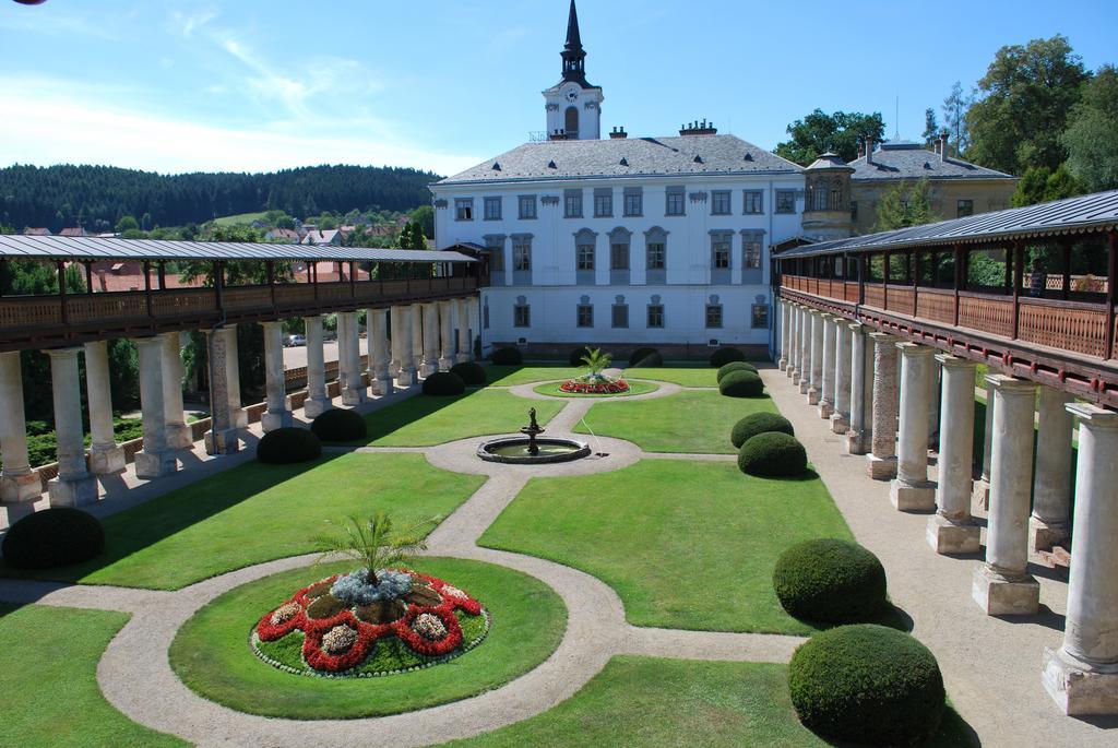 Rodinne Ubytovani Na Habesi Crhov ภายนอก รูปภาพ